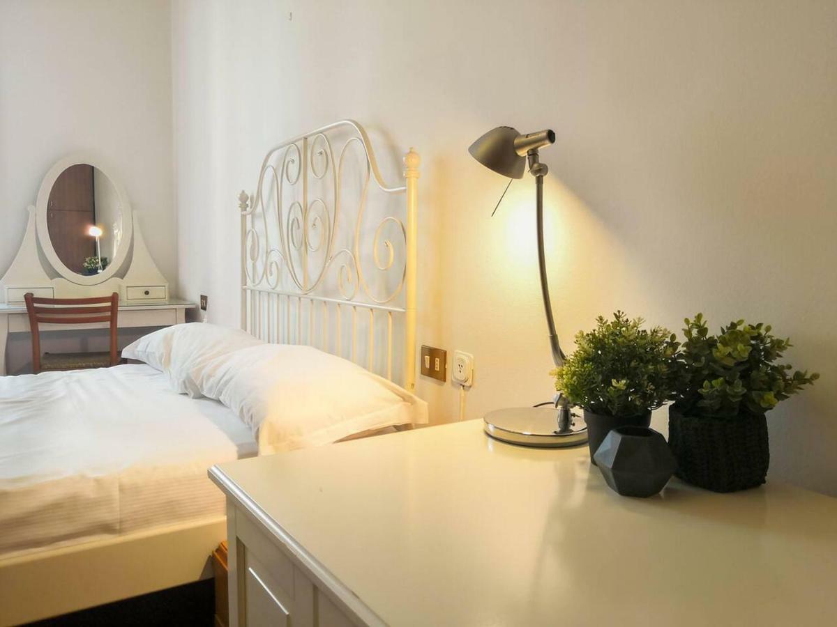 Apartamento Joivy 1 Bedroom Next To Piazza Leonardo Da Vinci *
